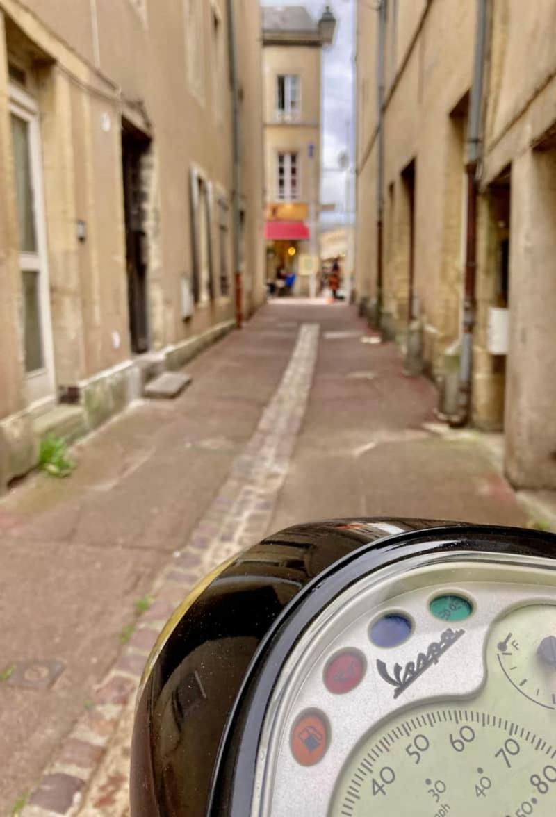 Croissant De Lune - Coeur De - Old Town Bayeux